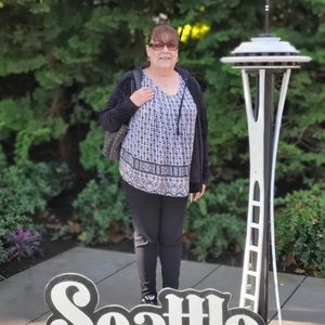 Meet your Posher, Diana